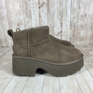 UGG‎ Classic Ultra Mini Platform Boots Taupe Suede Shearling Lined Women Size 9
